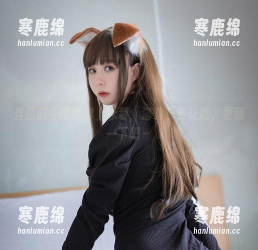当西园寺南歌穿上泳装，海滩都要让路，更新一下吧～