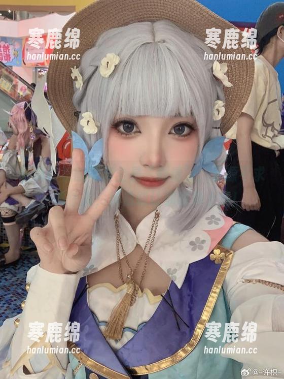 许枳 听说许枳的写真全是“剧情”,资源不求一鸣惊人,但总能让你嘴角上扬!