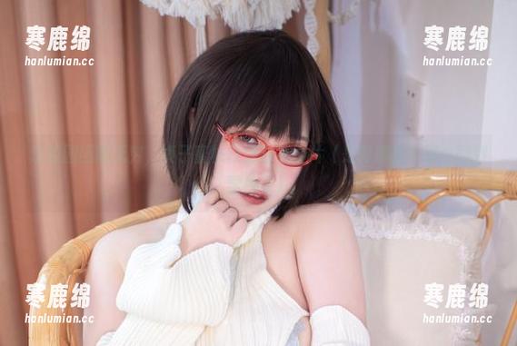 让校园回味无穷，贞子蜜桃校服合集图片（是时候找个理由回到学校了）