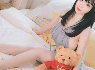 精选韶陌陌奶牛：正经牛仔，那眼神让我想多了！